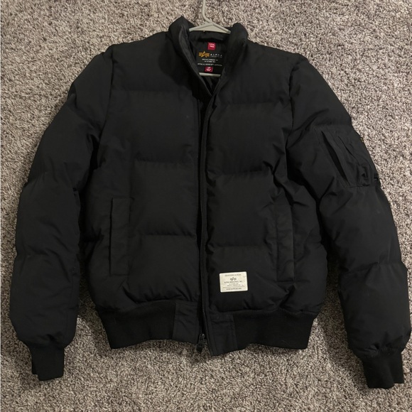 Alpha Industries  MA-1 QUILTED BOMBER JACKET BLACK - Picture 8 of 10